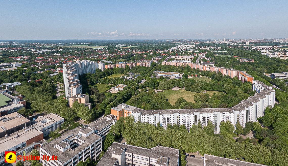 07.06.2023 - Neuperlachs neue Mitte mit PEP, Perlach Plaza, Share, Allianzversicherung und Wohnring